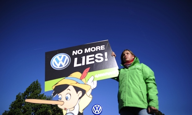 Σκάνδαλο VW: Να αποζημιωθούν οι καταναλωτές και να επιβληθούν διοικητικές  κυρώσεις